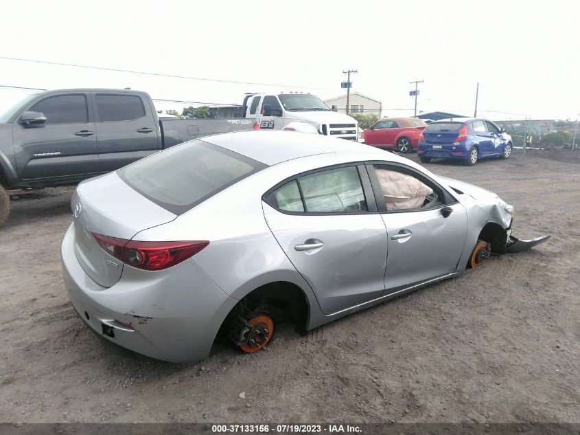 2018 MAZDA MAZDA3 4-DOOR SPORT 3MZBN1U74JM197547