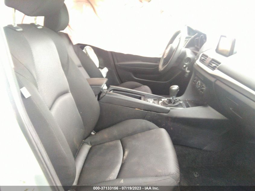 2018 MAZDA MAZDA3 4-DOOR SPORT 3MZBN1U74JM197547