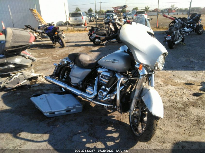 2023 HARLEY-DAVIDSON FLHX - 1HD1KBC23PB618806