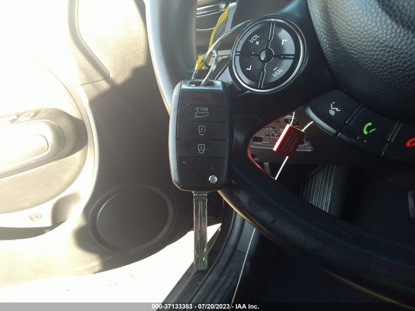 2016 KIA SOUL BASE - KNDJN2A2XG7263910