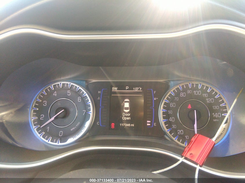 2015 CHRYSLER 200 VIN: 1C3CCCAB8FN633514
