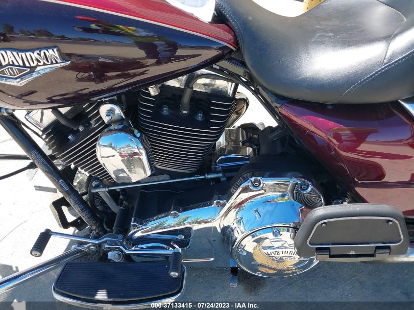 2015 HARLEY-DAVIDSON FLHR ROAD KING - 1HD1FBM3XFB648881
