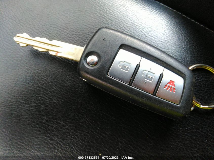 2014 NISSAN ROGUE S 5N1AT2MV2EC779688