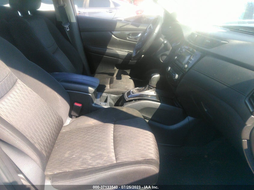 VIN KNMAT2MV7HP506280 2017 NISSAN ROGUE SV
