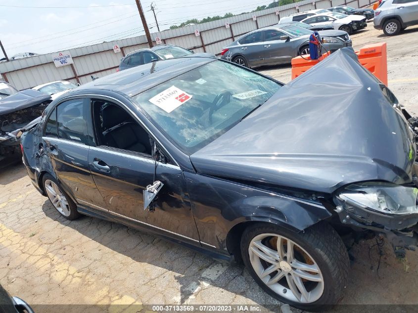 2013 MERCEDES-BENZ C-CLASS C 300 LUXURY - WDDGF8AB1DR275833