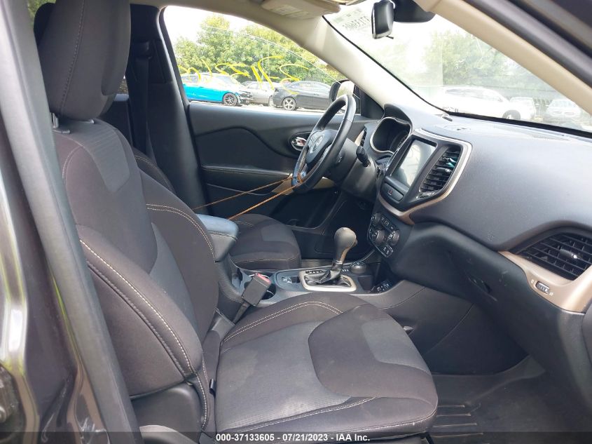 2017 JEEP CHEROKEE LATITUDE - 1C4PJMCS7HW576564