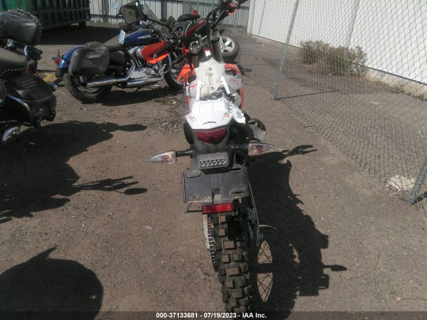 2023 KTM 350 EXC-F - VBKEXG403PM253139