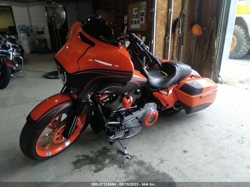 2019 HARLEY-DAVIDSON FLHXSE 1HD1PXL19KB950344