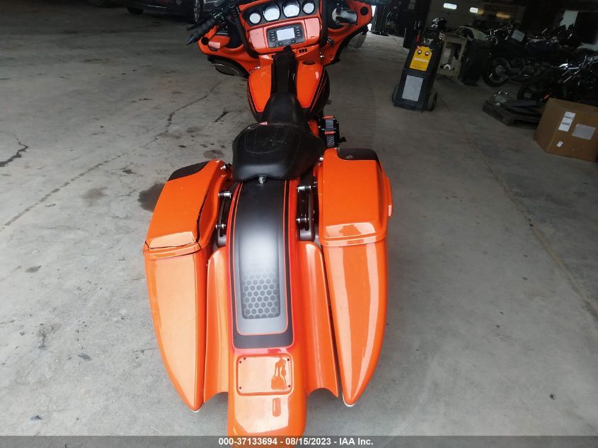 2019 HARLEY-DAVIDSON FLHXSE 1HD1PXL19KB950344
