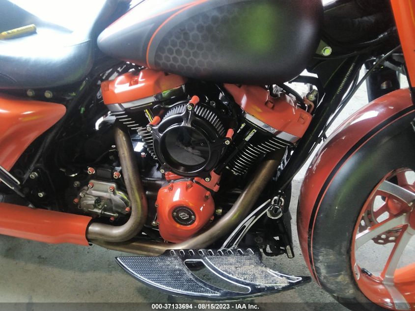 2019 HARLEY-DAVIDSON FLHXSE 1HD1PXL19KB950344