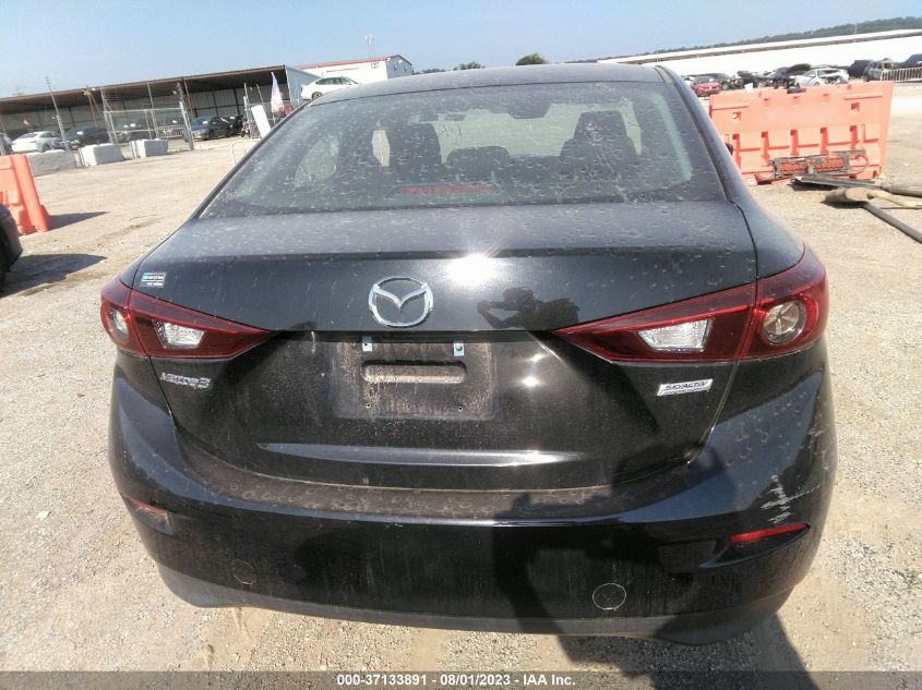 2018 MAZDA MAZDA3 4-DOOR SPORT 3MZBN1U78JM239301