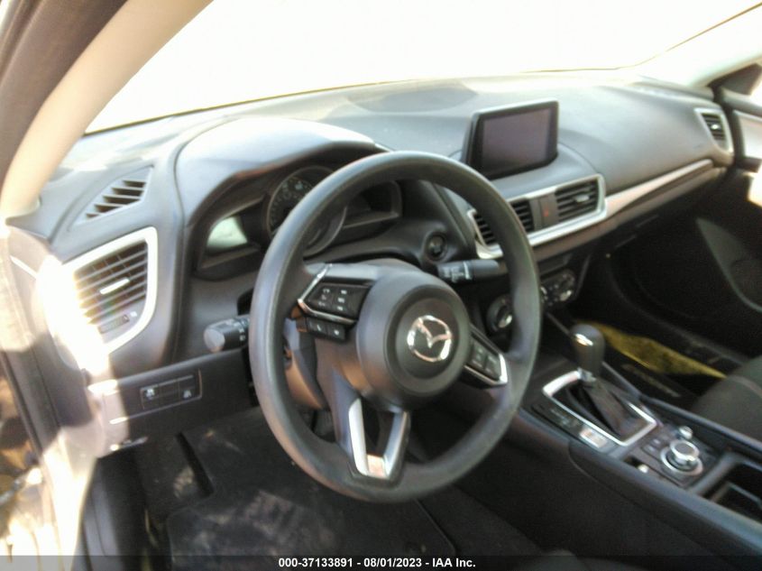 2018 MAZDA MAZDA3 4-DOOR SPORT 3MZBN1U78JM239301