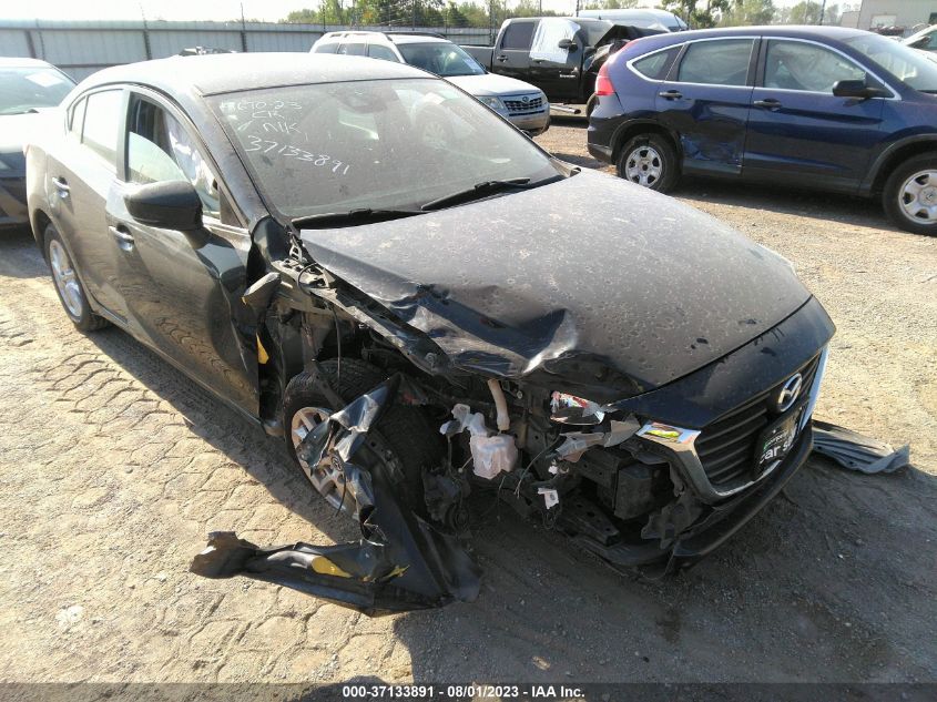2018 MAZDA MAZDA3 4-DOOR SPORT 3MZBN1U78JM239301