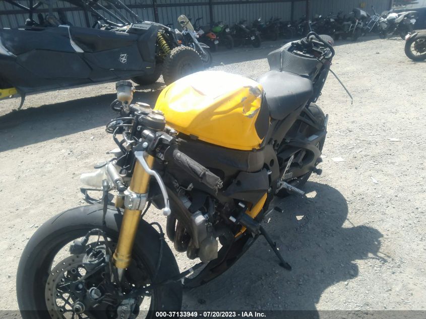2012 SUZUKI GSX750 JS1GR7MA1C2102135