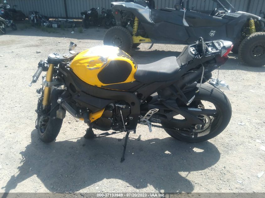 2012 SUZUKI GSX750 JS1GR7MA1C2102135