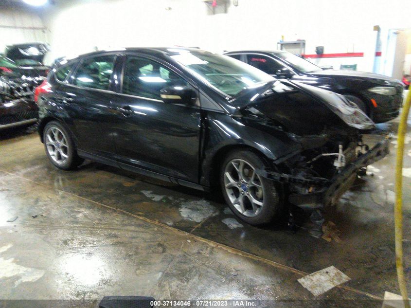 2014 FORD FOCUS SE - 1FADP3K28EL286995