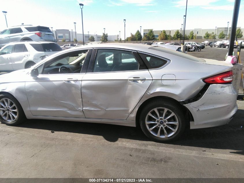 2017 FORD FUSION SE - 3FA6P0HD4HR112606