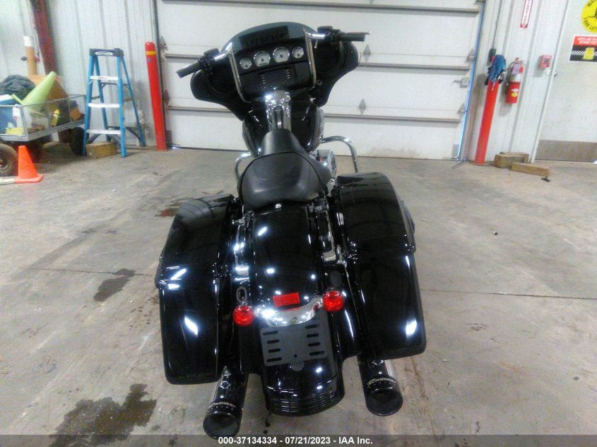 2019 HARLEY-DAVIDSON FLHX - 1HD1KBC13KB617655