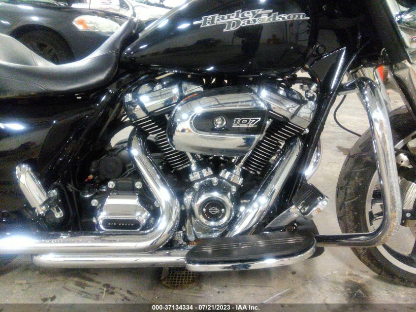 2019 HARLEY-DAVIDSON FLHX - 1HD1KBC13KB617655