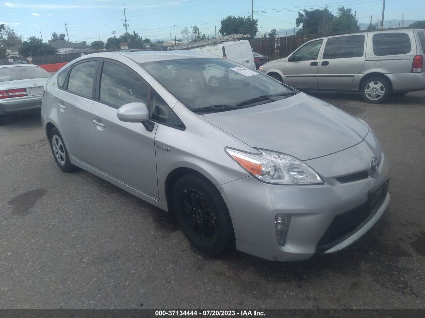 2015 TOYOTA PRIUS FOUR - JTDKN3DU1F1957975