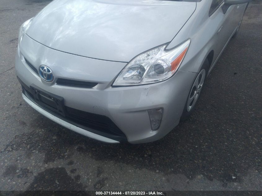 2015 TOYOTA PRIUS FOUR - JTDKN3DU1F1957975