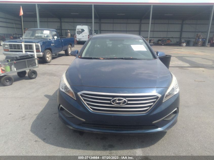 2016 HYUNDAI SONATA 2.4L SE - 5NPE24AF3GH339536