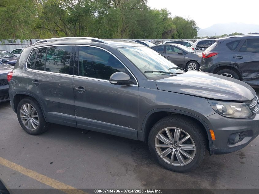 2016 VOLKSWAGEN TIGUAN S/SE/SEL/R-LINE - WVGBV7AX6GW511570