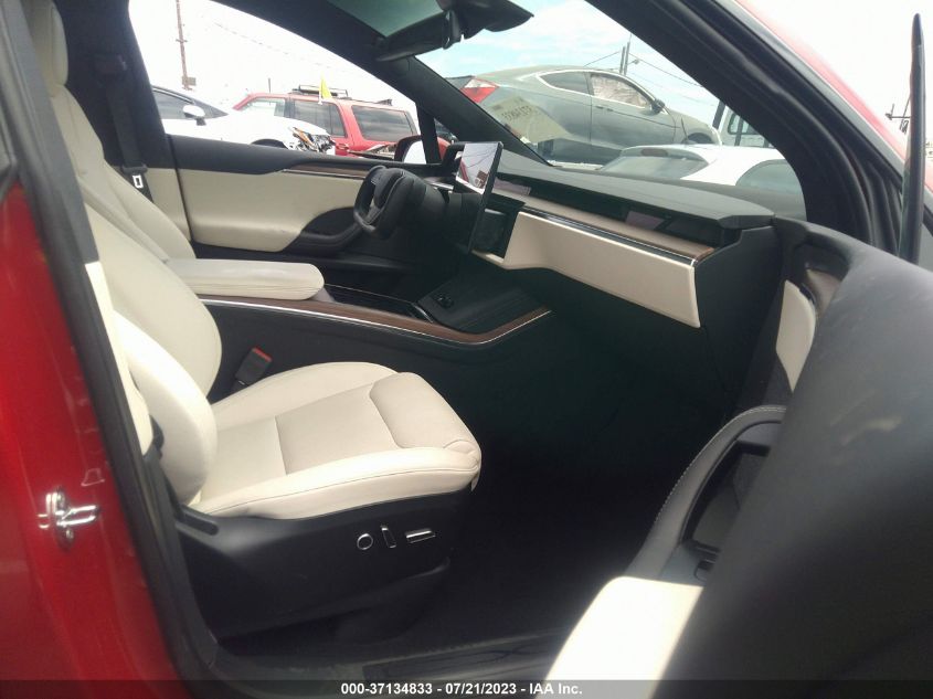 2022 TESLA MODEL X - 7SAXCAE55NF343804