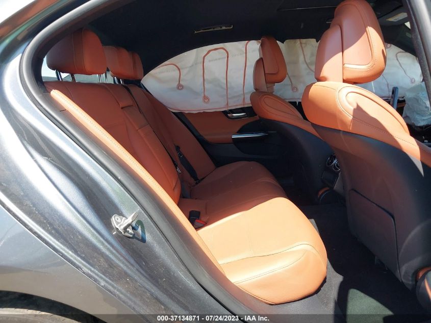 2022 MERCEDES-BENZ C-CLASS C 300 - W1KAF4GB6NR016021