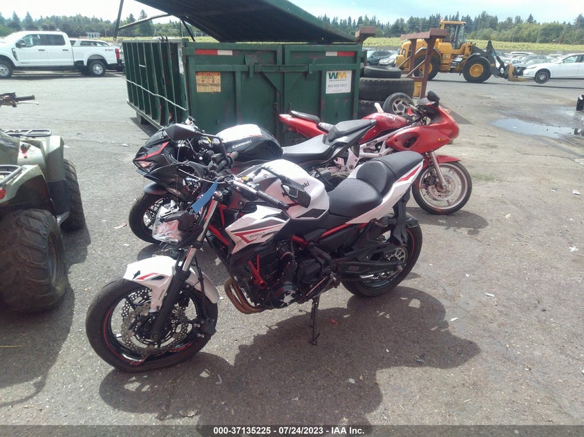 VIN ML5EREK15NDA58407 2022 KAWASAKI ER650 K