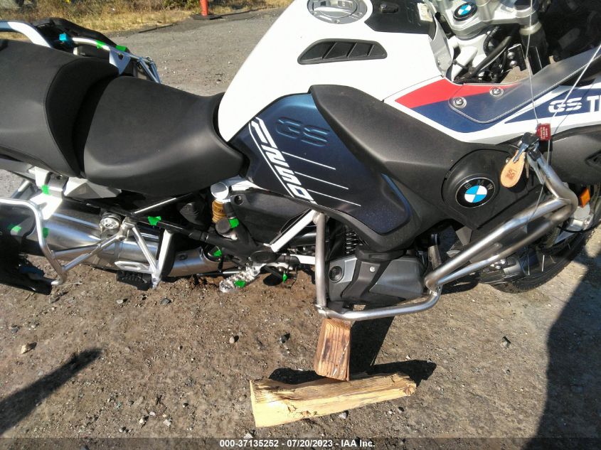 2023 BMW R 1250 GS ADVENTURE - WB10M1301P6G73943