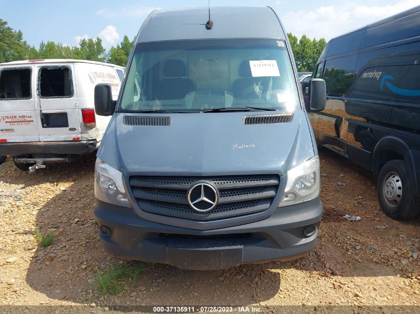 2018 MERCEDES-BENZ SPRINTER CARGO VAN - WD3PE7CD0JP647539