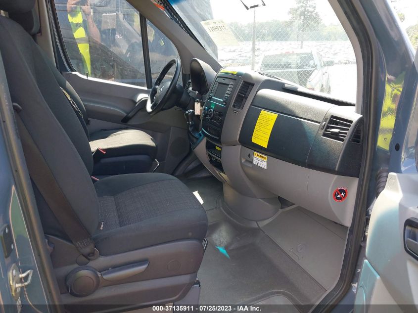 2018 MERCEDES-BENZ SPRINTER CARGO VAN - WD3PE7CD0JP647539