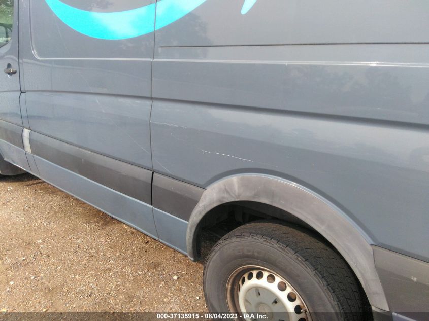 2018 MERCEDES-BENZ SPRINTER CARGO VAN WD3PE7CD4JP638438