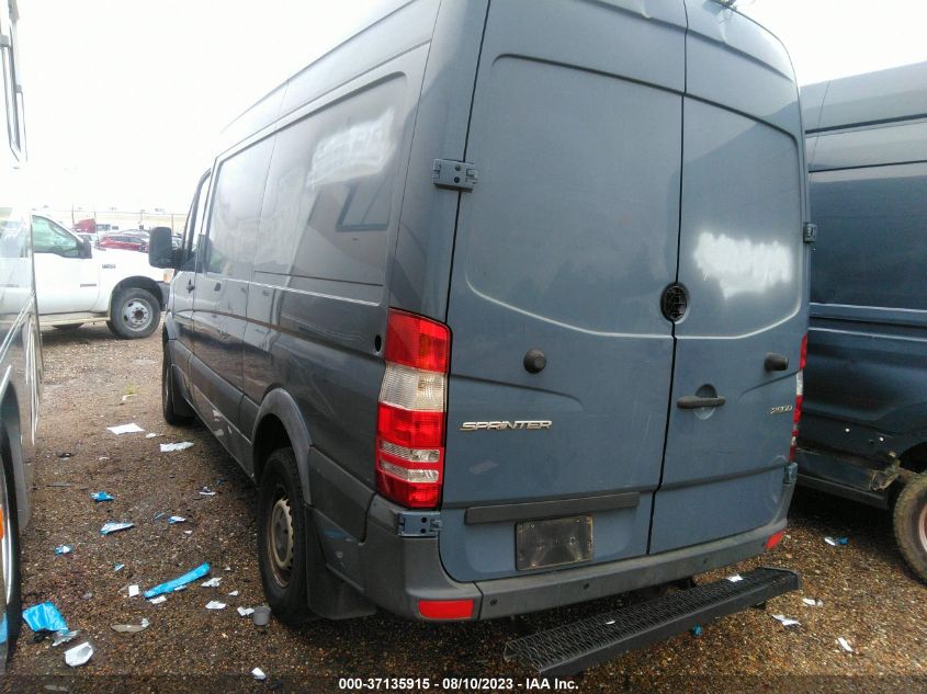 2018 MERCEDES-BENZ SPRINTER CARGO VAN WD3PE7CD4JP638438