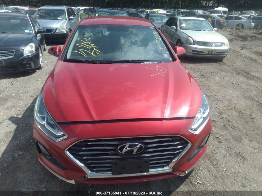 2018 HYUNDAI SONATA SE - 5NPE24AF5JH637402