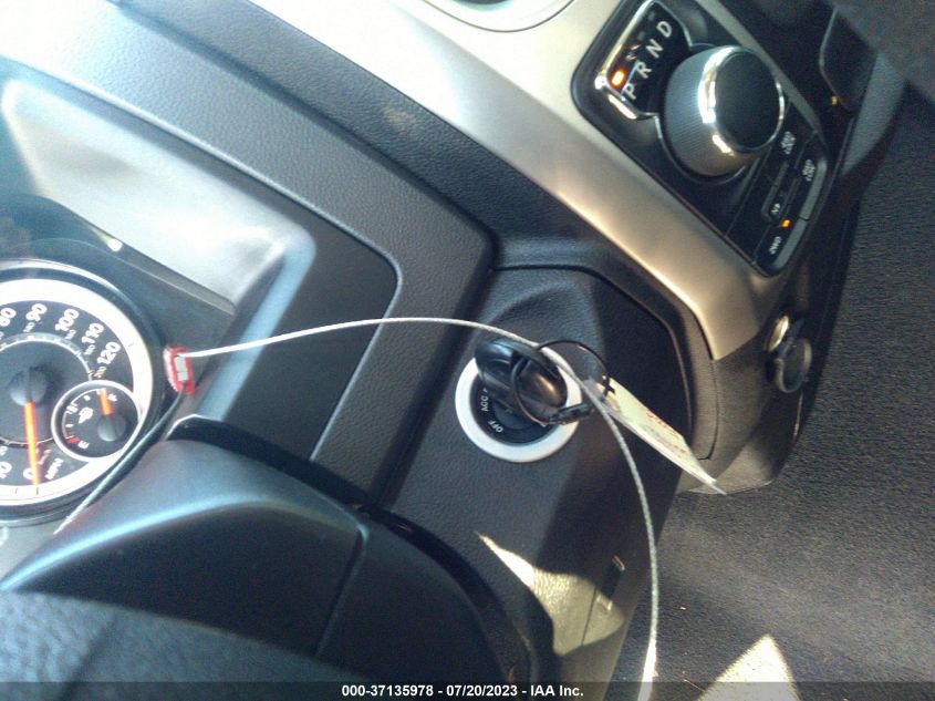 2019 RAM 1500 CLASSIC SLT - 1C6RR7GG7KS664982