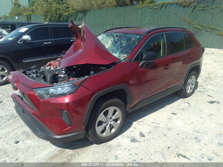 2T3F1RFV1MW224720 Toyota RAV4 LE 2