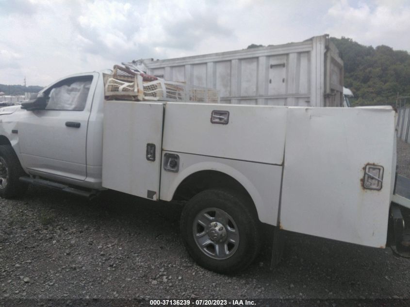 2018 RAM 3500 CHASSIS CAB TRADESMAN 3C7WRDAJXJG215142