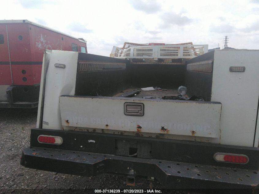 2018 RAM 3500 CHASSIS CAB TRADESMAN 3C7WRDAJXJG215142