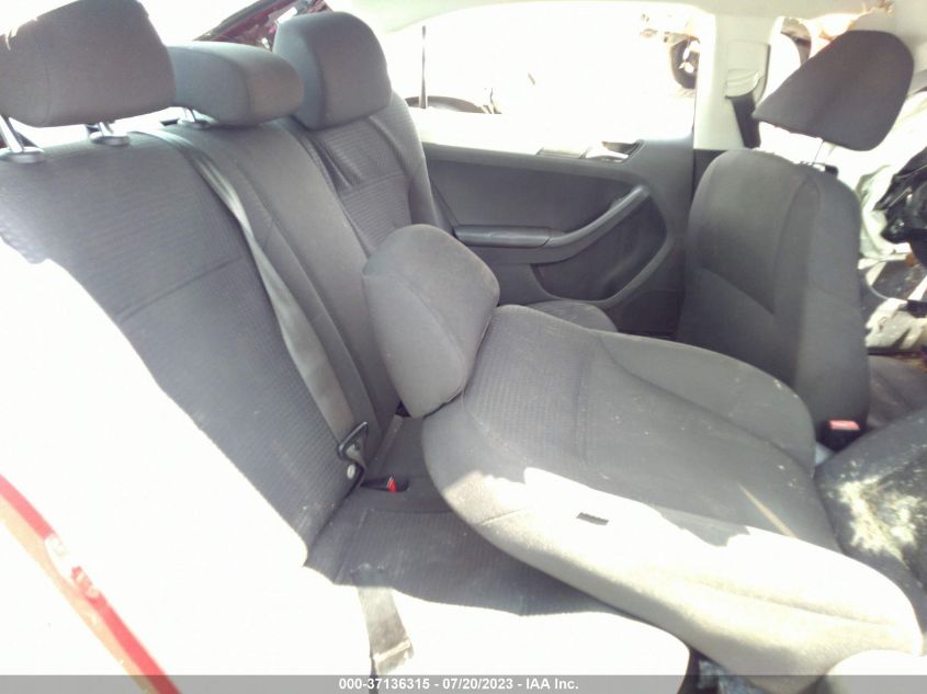 2016 VOLKSWAGEN JETTA 1.4T SE - 3VWD67AJ2GM416118