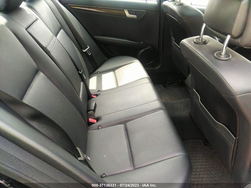 2013 MERCEDES-BENZ C-CLASS C 300 - WDDGF8AB4DR294215