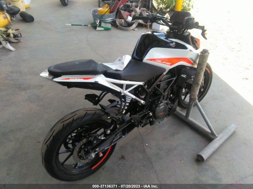 2022 KTM 390 DUKE MD2JPJ406NC263898