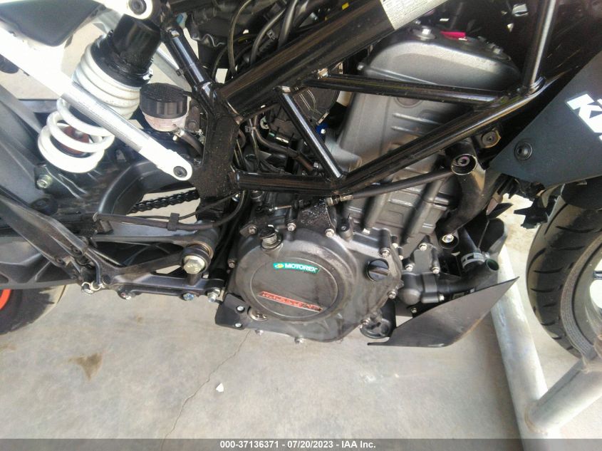 2022 KTM 390 DUKE MD2JPJ406NC263898