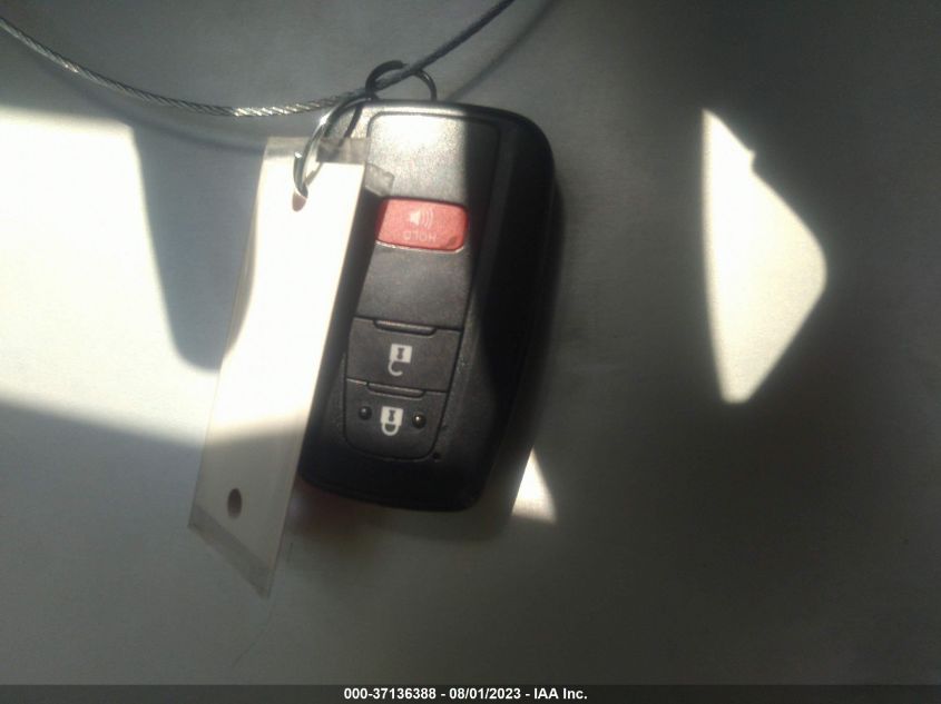 2019 TOYOTA RAV4 XLE - JTMW1RFV3KD003209