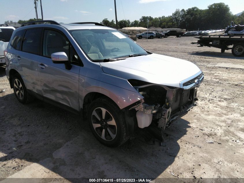 2017 SUBARU FORESTER PREMIUM - JF2SJADC6HH450069