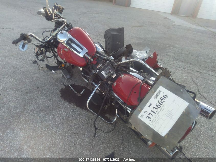 2011 HARLEY-DAVIDSON FLHTK - 1HD1KEM10BB615832