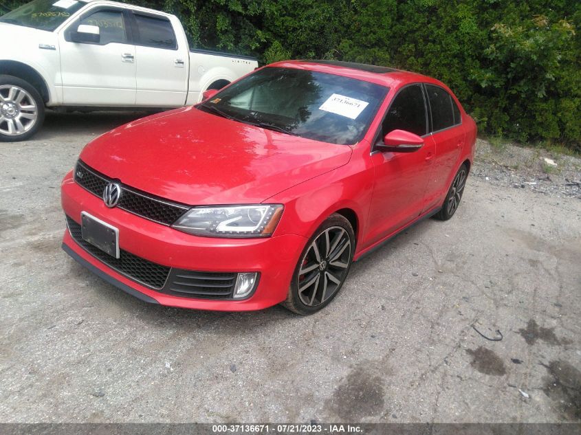 2014 VOLKSWAGEN JETTA SEDAN GLI AUTOBAHN W/NAV - 3VW4T7AJ7EM216843