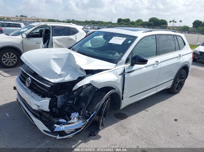 2023 VOLKSWAGEN TIGUAN SE R-LINE BLACK - 3VVCB7AX3PM023681