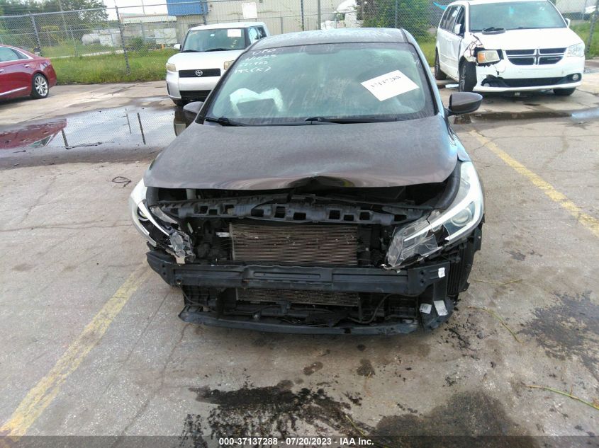 2017 KIA FORTE LX - 3KPFK4A7XHE065772